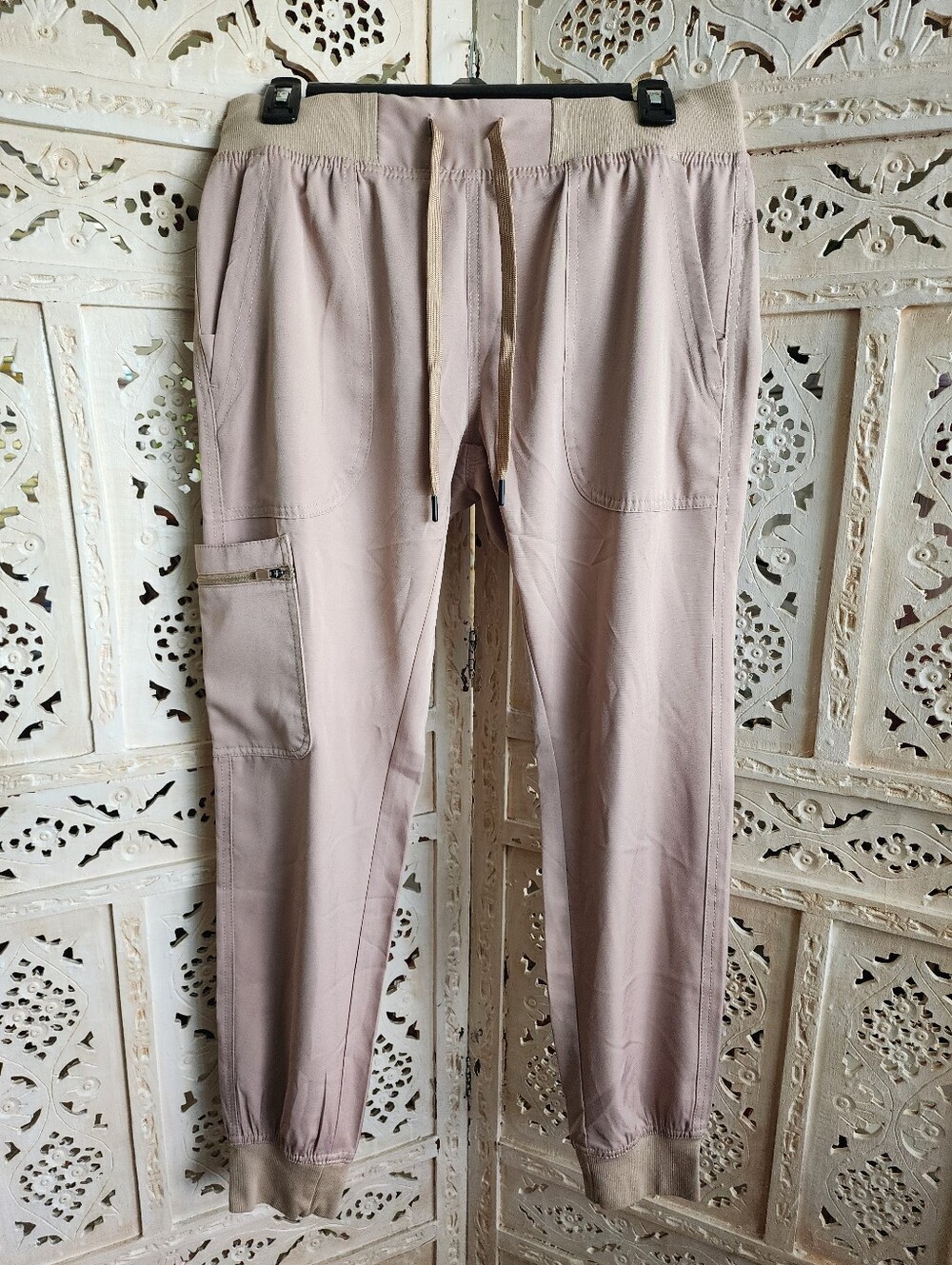 NWOT MediChic Tan Drawstring Cargo Jogger Scrub Pants- Size Small